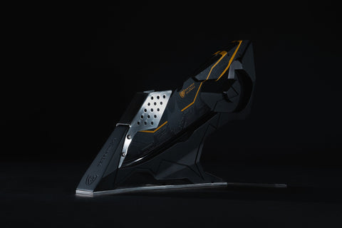 Batman StudioForge™ | 8 Bladed Displayable Chef Knife & Display Stand | The Gotham City™ Edge